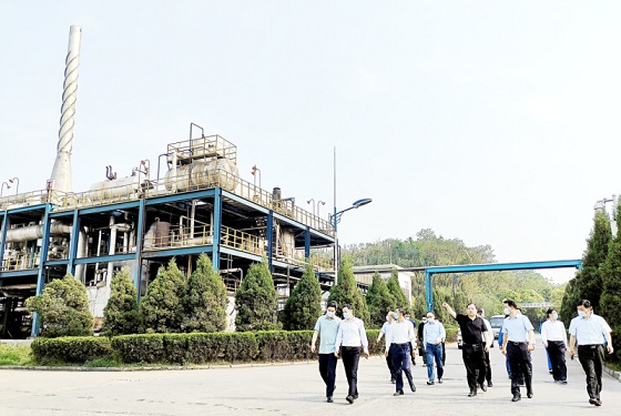 纾困解难排忧　　市向导率队调研集团新项目